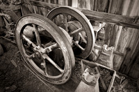"12 HP Gas Engine View #1"