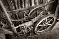 "12 HP Gas Engine View #2